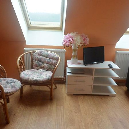 Rodinne Ubytovani - Family Accommodation Kobylice Exterior foto